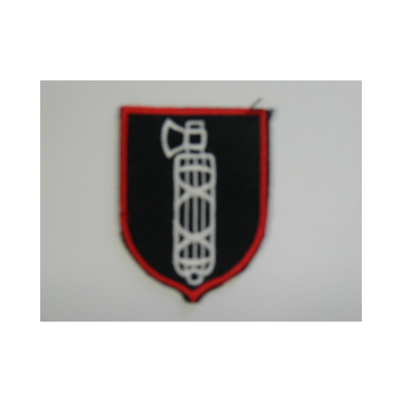 Meta title-insignia
