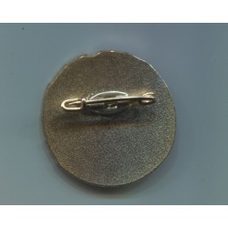 Meta title-insignia