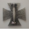Meta title-insignia