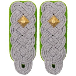 Oberstleutnant der Schutzpolizei shoulder boards