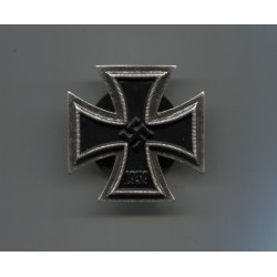 Iron Cross of 1st class with screw