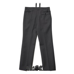 Pantalón gris oficial M36