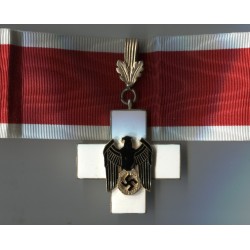 Meta title-insignia