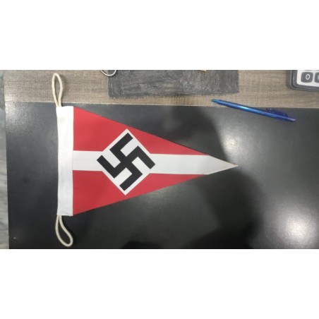 Meta title-crest SS