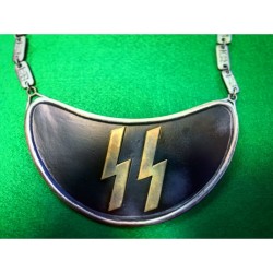 Meta title-insignia