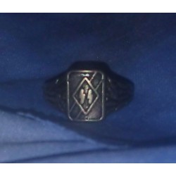 Meta title-buckle