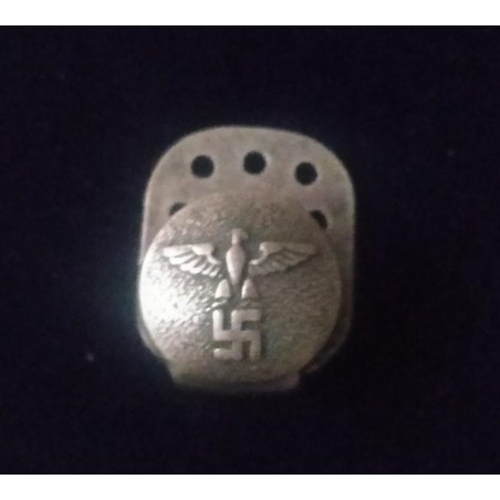 Meta title-insignia