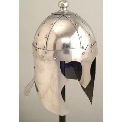 KÖNIG ARTHUR HELM