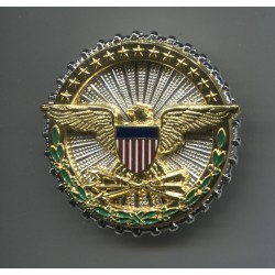 Meta title-insignia