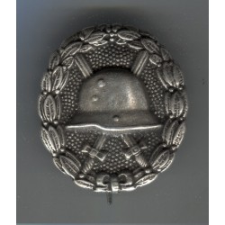 Meta title-buckle