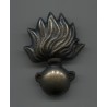 Meta title-insignia