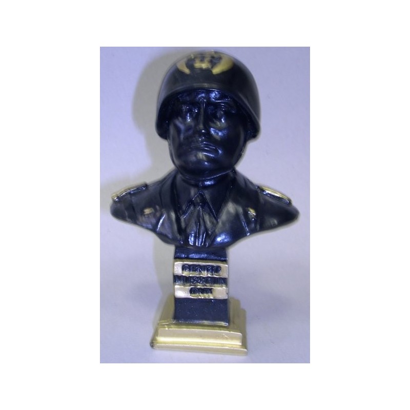 Busto in marmo. cm. 15