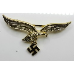 Aquila grande da petto
