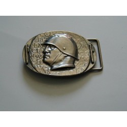 Buckle with Dux
