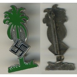 Green enamelled badge for DAK jacket