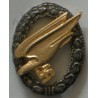 Paratroopers badge with clips