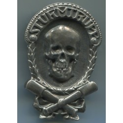 Sturmtrupp silver bdge with mark backside.Dimensions: 35x54 mm