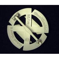Meta title-insignia