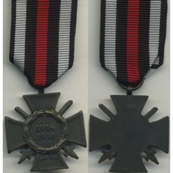 Meta title-insignia